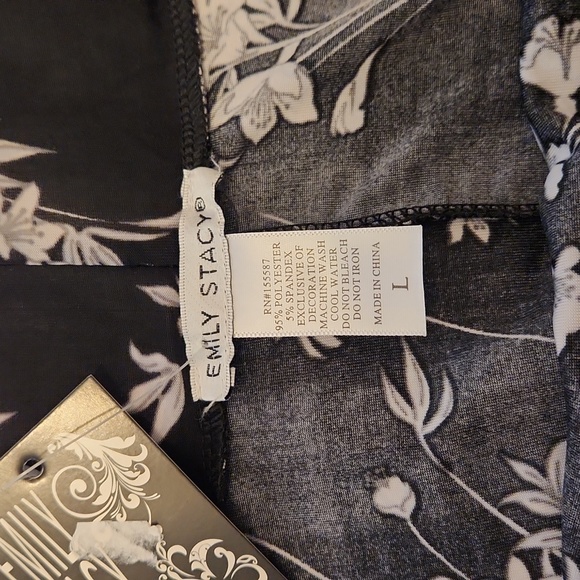 Emily Stacy maxi knit skirt - Picture 4 of 4